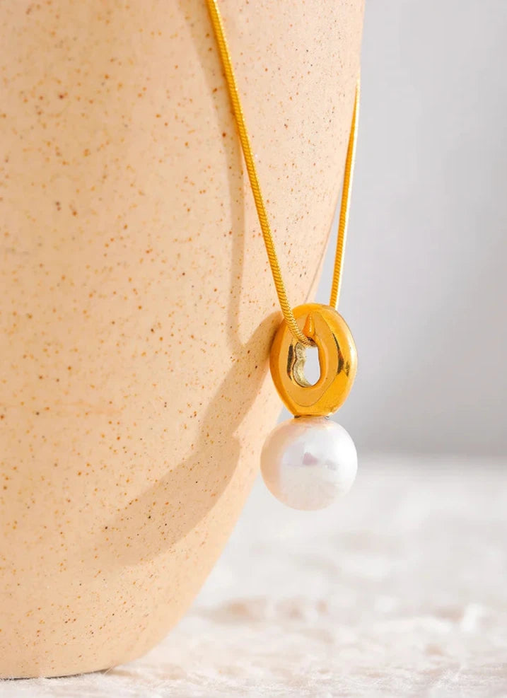 Shell Pearl Piece