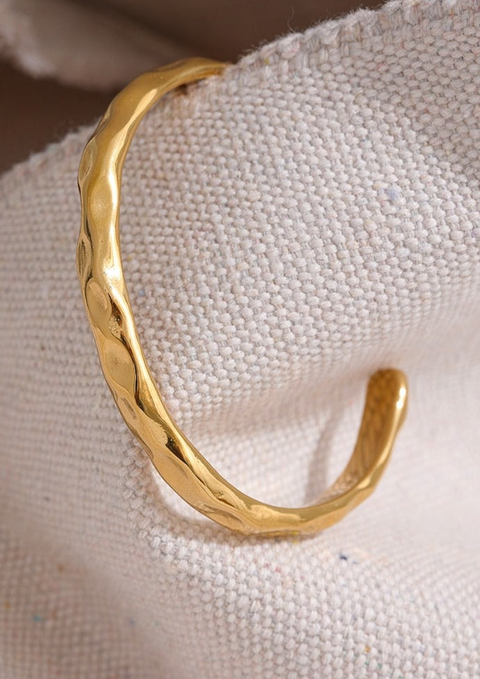 Textured Gold Bangle